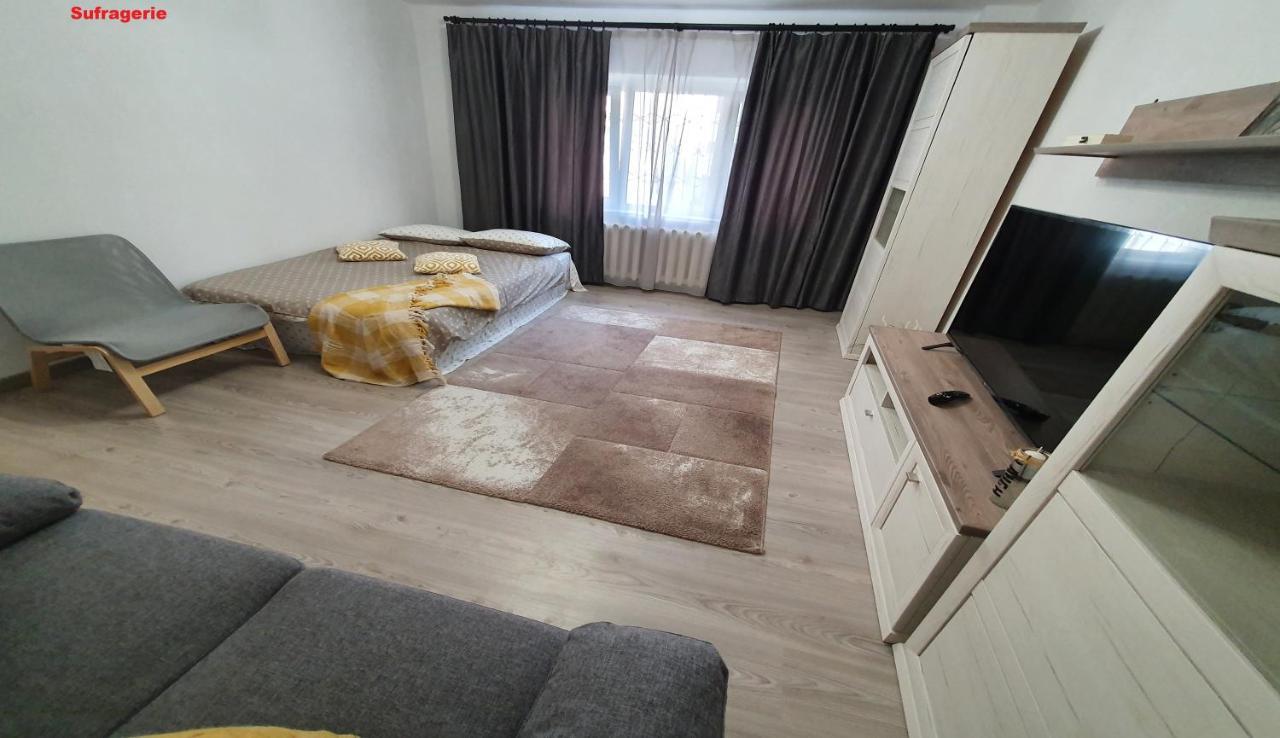 Mia Central Apart, 3 Rooms, 2 Baths, Afi Mall براشوف المظهر الخارجي الصورة